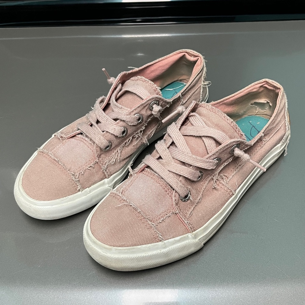 Blowfish Malibu slip on sneakers - Picture 2 of 5